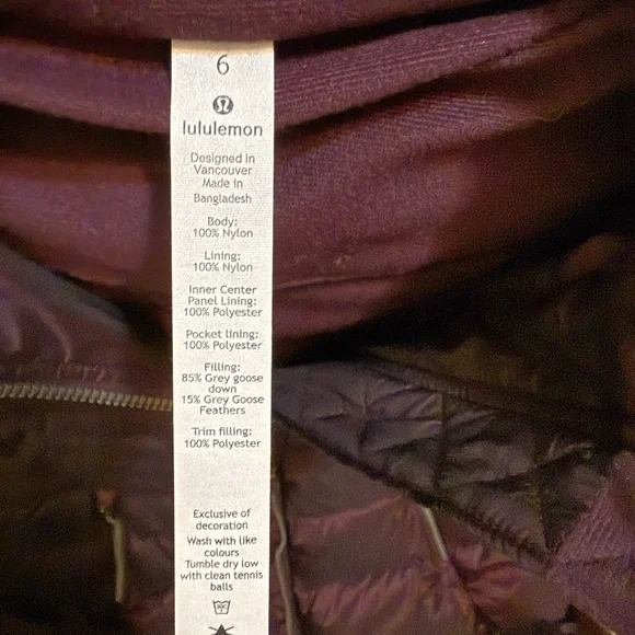 Lululemon Athletica Goose Down Hooded Puffer Jacket in Black Cherry (Burgundy) 6 - Picture 8 of 10